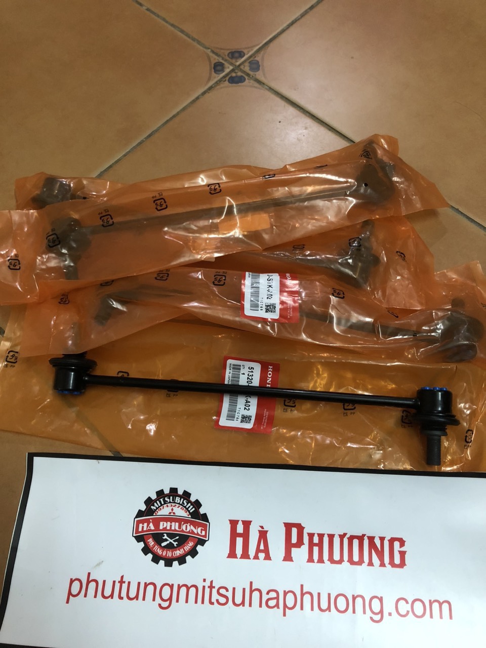 rô tuyn cân bằng trước honda CRV 2.0- 2016 – 2017 : 51320STKA02