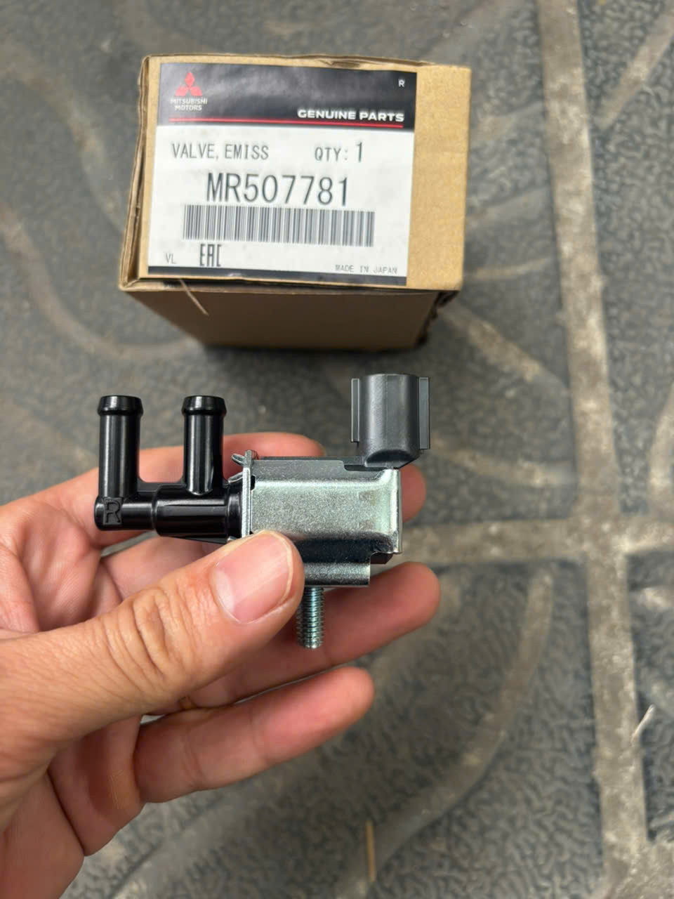 Van điều khiển khí thải xe mitsubishi xpander , mirage, attrage 2014 -2025 hàng xịn chính hãng, giá tốt : MR507781
